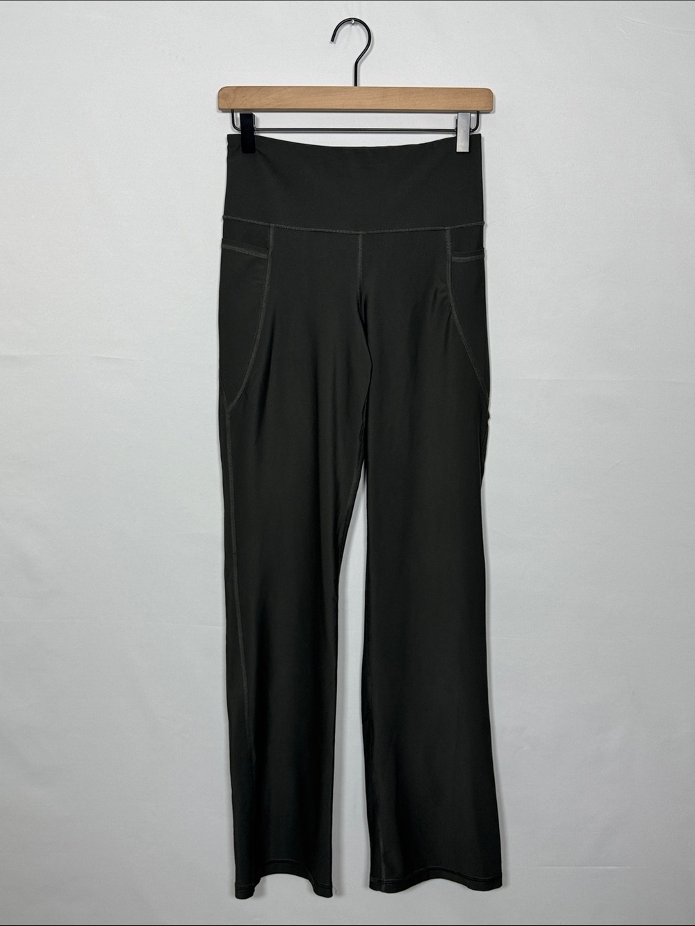 WAP135 {Old Navy} "Powersoft High Rise Bootcut" Green Gray Yoga Boot Cut Pants